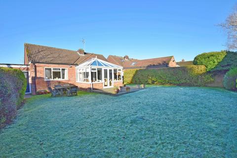 2 bedroom detached bungalow for sale, Wellington Avenue, Princes Risborough HP27