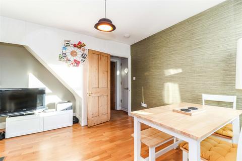 2 bedroom property for sale, Pinner Road, Watford WD19