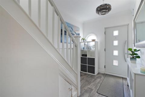19 Maple Tree Way, Scunthorpe, DN16 1LN