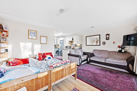 1 bedroom flat for sale, Wellesley Road, Kentish Town, NW5