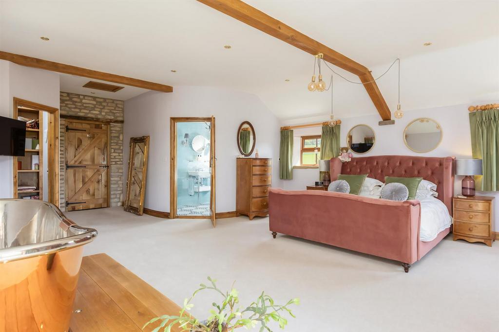 Principal Bedroom Suite