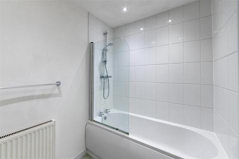 2 bedroom apartment for sale, Ashover Road, Kenton, NE3