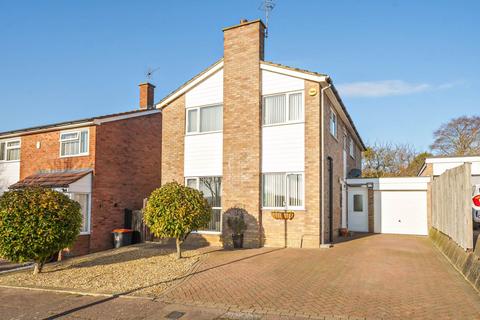 4 bedroom detached house for sale, Neville Crescent, Bromham