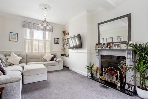 28 Albyn Road, London, SE8 4EF