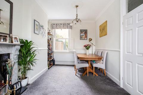 28 Albyn Road, London, SE8 4EF
