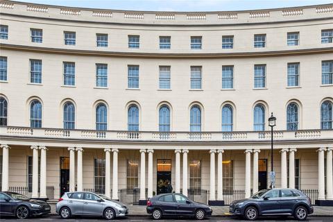 2 bedroom apartment for sale, Park Crescent, London, W1B