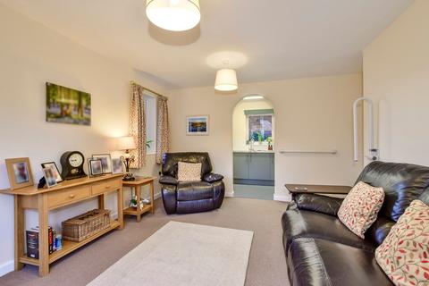 1 bedroom retirement property for sale, High Street, Kings Langley, WD4