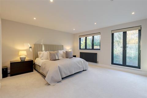 The Tyrol Blundel Lane, Stoke Dabernon, Cobham, KT11 2SP