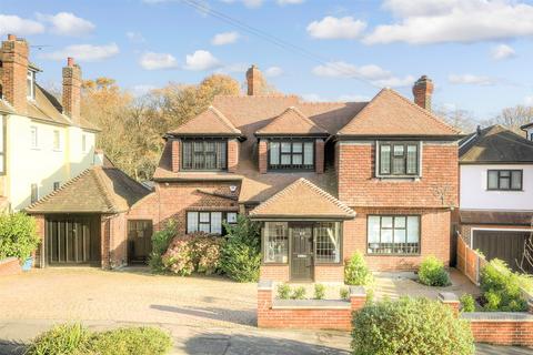 4 bedroom detached house for sale, Woodland Way, Woodford Green, Essex