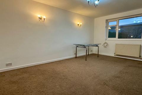 2 bedroom maisonette to rent, Lyminge Close, Sidcup DA14