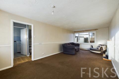 3 bedroom terraced house for sale, First Avenue, Canvey Island, SS8