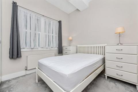 1 bedroom flat to rent, Nevern Square