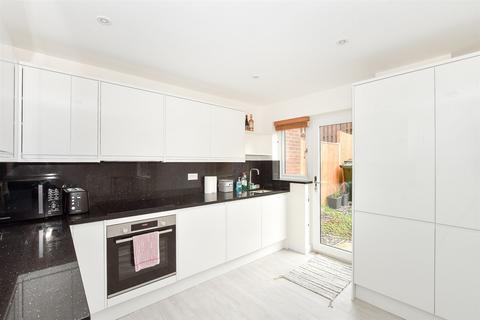 3 bedroom terraced house for sale, Cotton Walk, Broadfield, West Sussex