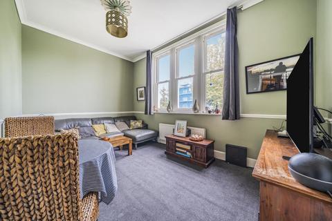 2 bedroom flat for sale, Lewisham Hill, Lewisham