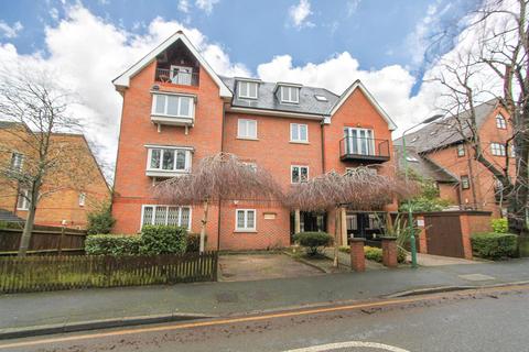 2 bedroom maisonette for sale, Thicket Road, Sutton SM1