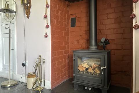 2 bedroom bungalow for sale, Tywyn, Gwynedd, LL36