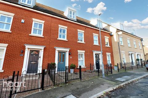 4 bedroom terraced house for sale, Baynard Avenue, Dunmow