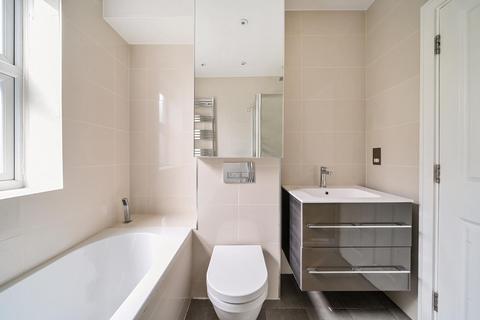 Flat 1, 53 Alexandra Grove, London, N12 8HE