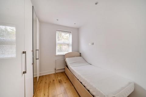 Flat 1, 53 Alexandra Grove, London, N12 8HE