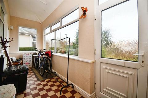 2 bedroom detached bungalow for sale, Holderness Road, Hull