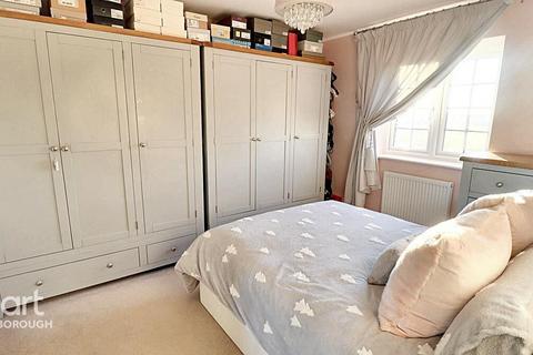 72 Charlotte Way, Peterborough, PE3 9ES