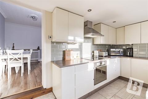 13 Thomas Drive, Gravesend, DA12 5PY