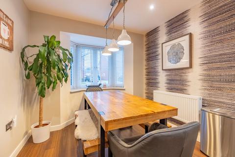 5 Great Clayne Road, Gravesend, DA12 2FG