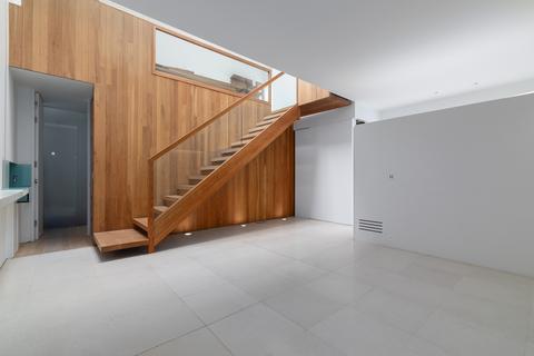 undefined, Norland  Place, London W11