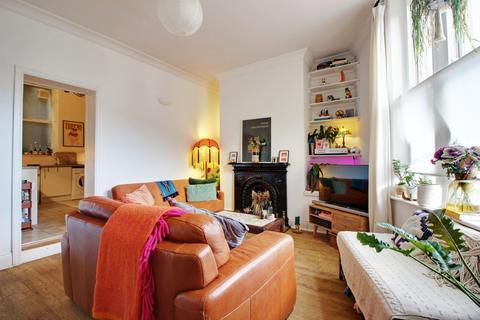 3 bedroom terraced house for sale, Barkers Terrace, Hebden Bridge