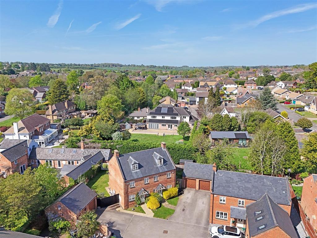 Crown Close
