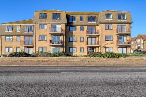 2 bedroom apartment for sale, Marine Parade East, East Clacton CO15