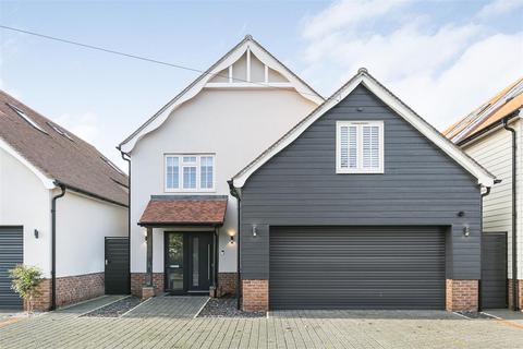 6 bedroom detached house for sale, Station Road, Elsenham CM22