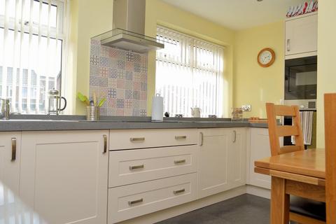 2 bedroom semi-detached bungalow for sale, Warwick Road, Failsworth