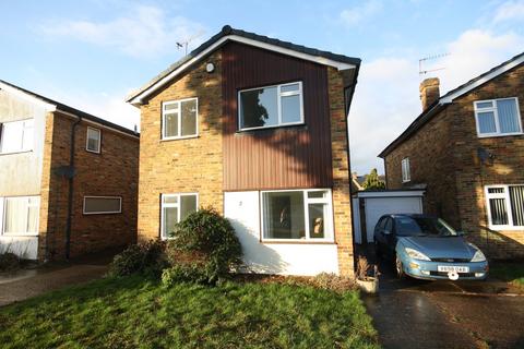 3 bedroom semi-detached house to rent, Rectory Close, Farnham Royal SL2