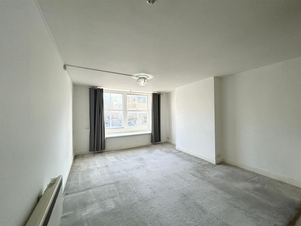 Studio Room
