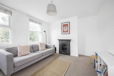 2 bedroom flat for sale, Oakdale Road, London E11