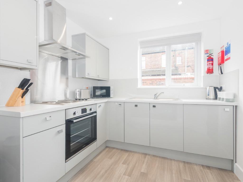 2 16116559099805.jpg