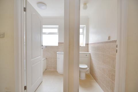 59 Lancaster Drive, Broadstone, BH18 9EH