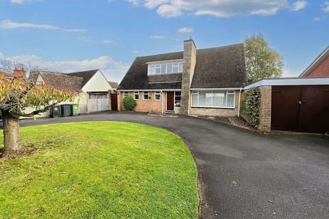 undefined, Church Road, Warwick CV35