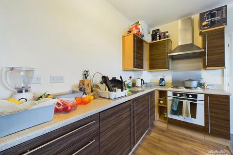 2 bedroom flat for sale, Rodney Road, Newport NP19