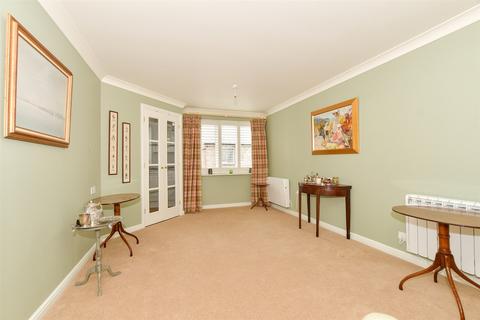 1 bedroom flat for sale, Queen Street, Arundel, West Sussex