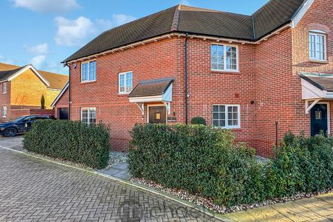 3 bedroom semi-detached house for sale, Lithgow Drive, Stanway, Colchester, CO3