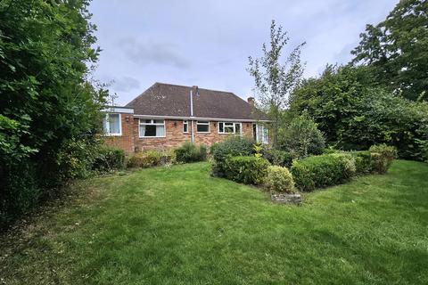 2 bedroom detached bungalow for sale, Cambridge Avenue, Solihull