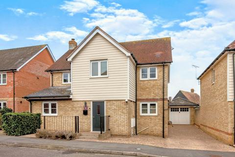 4 bedroom detached house for sale, Ozier Field, Halstead CO9