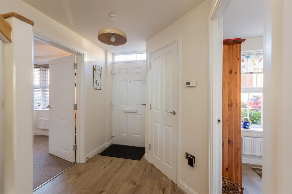Derwent Road 85 Hallway-1.jpg