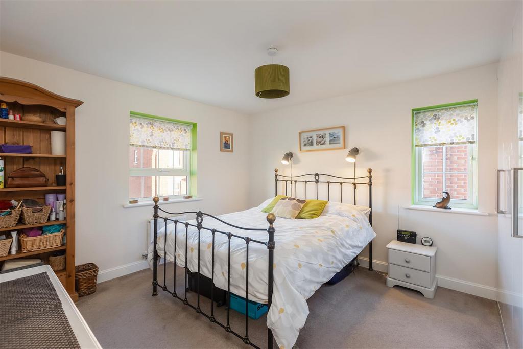 Derwent Road 85 Bedroom 1-1.jpg