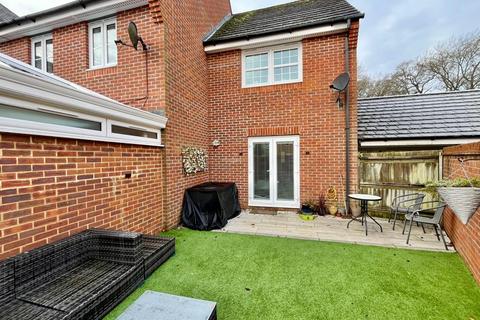 1 bedroom semi-detached house for sale, Coppice Pale, Chineham, Hampshire