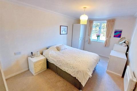 2 bedroom apartment for sale, Sandbanks Road, Lilliput, Poole, Dorset, BH14