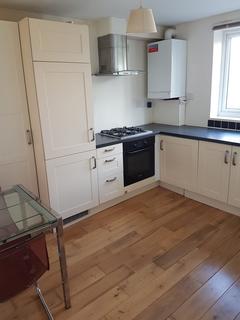 1 bedroom flat to rent, Gruneisen Road, London N3