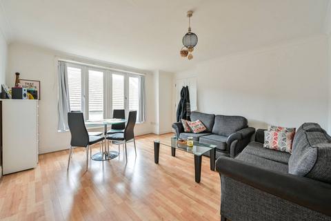 3 bedroom flat for sale, Odessa Street, Canada Water, London, SE16